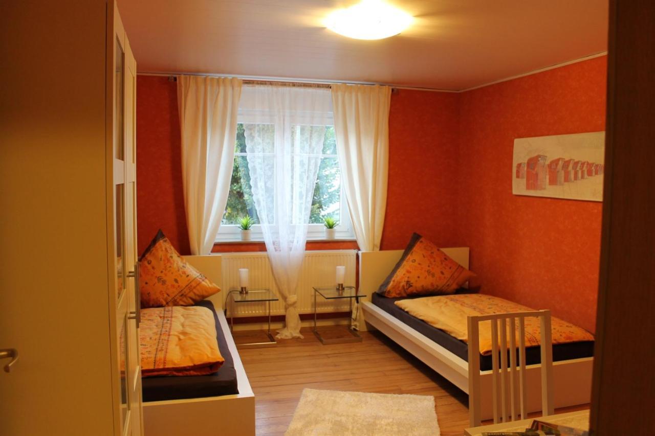 Apartamento Ades Haus - wenn's gemütlich sein darf! Überherrn Exterior foto