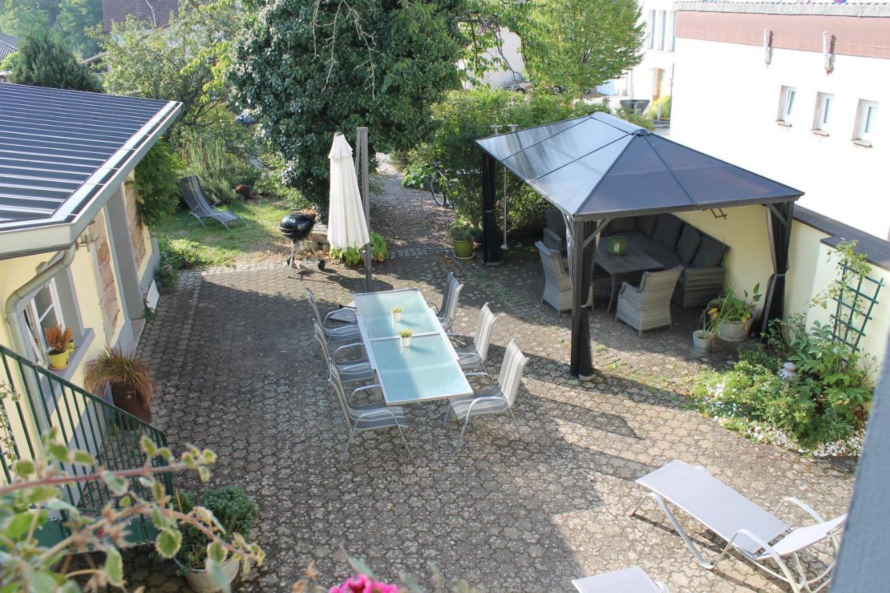 Apartamento Ades Haus - wenn's gemütlich sein darf! Überherrn Exterior foto